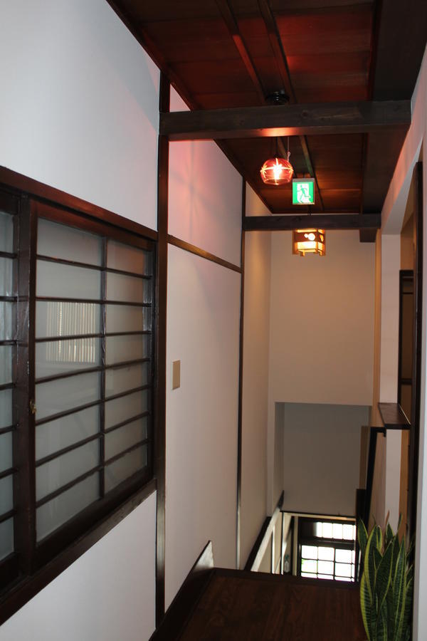Tenma Itoya Guest House Осака Экстерьер фото